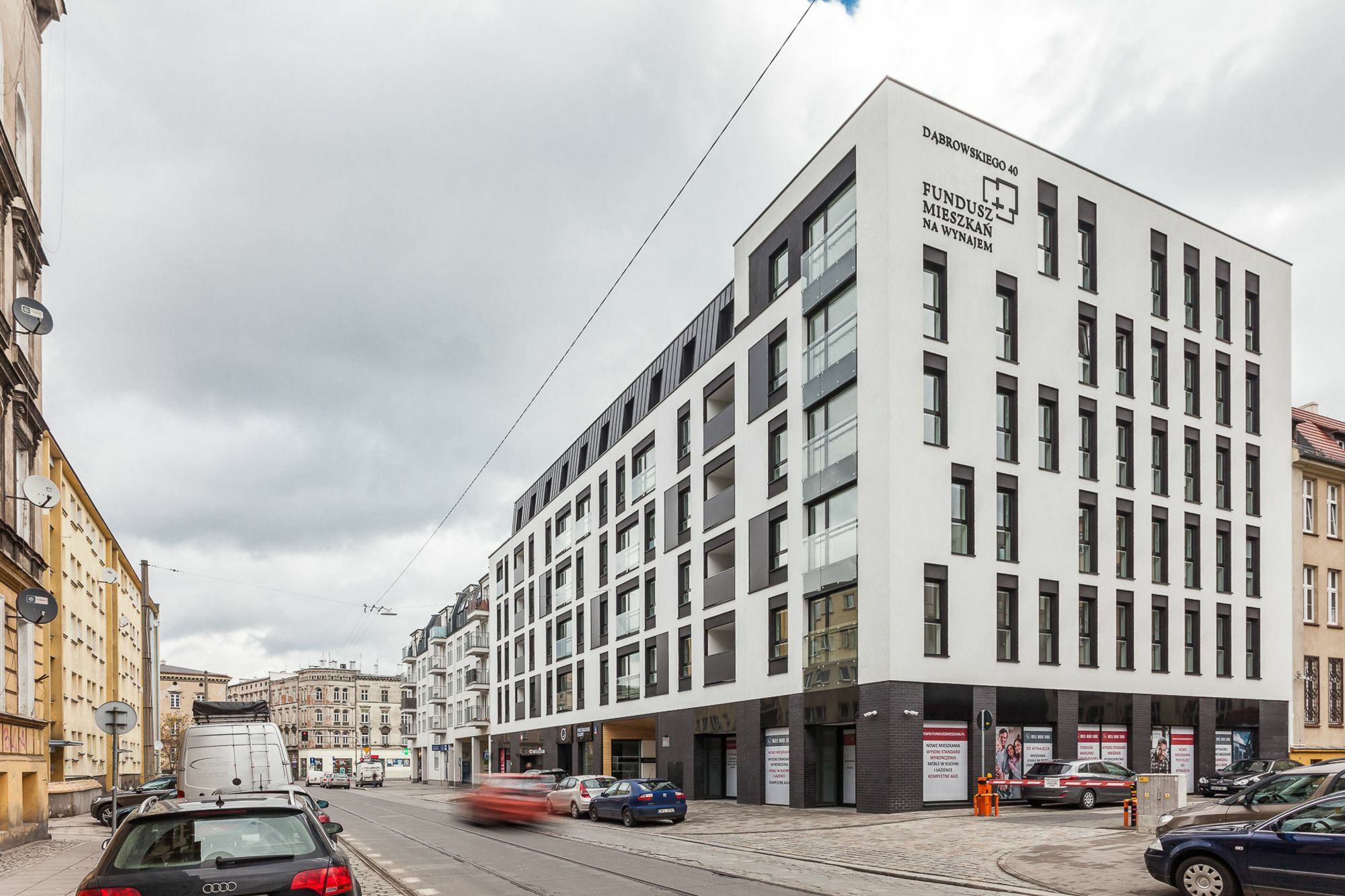 Apartment Dabrowskiego By The Railway Station Wroclaw Exterior photo